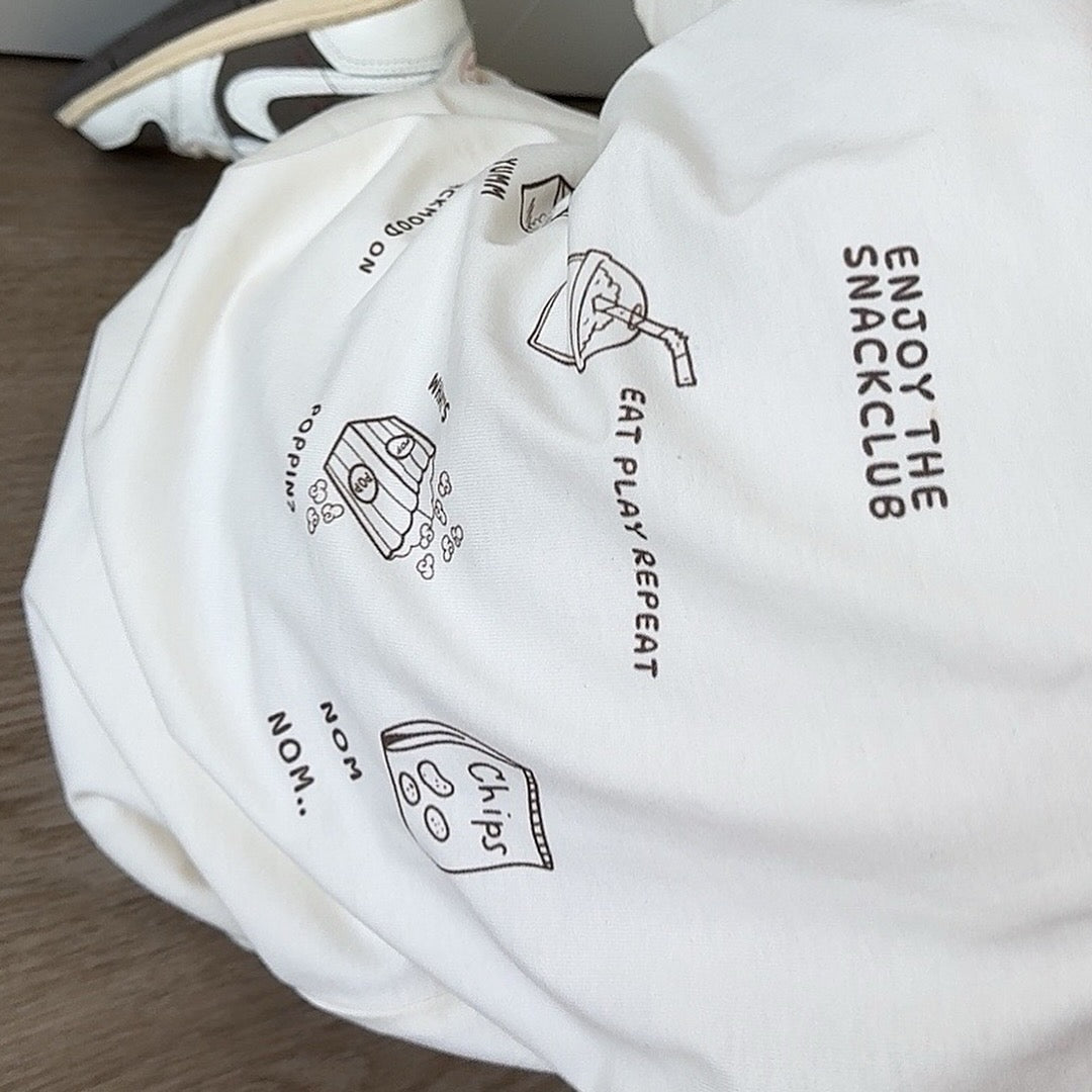 snackclub t-shirt